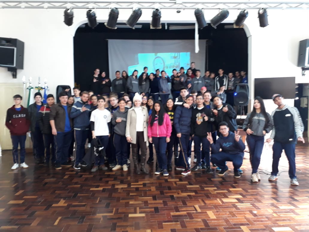 Alunos do curso Técnico em Informática, do Colégio Est. Francisco Carneiro Martins tem palestra com Youtuber Profissional