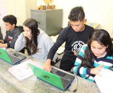Aula de ciências com uso do Laboratório Móvel