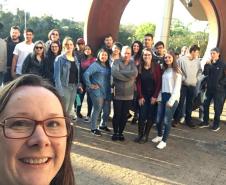 Alunos do C.E. Ana Vanda Bassara realizam visita técnica na Itaipu Binacional, Universidade Unilla e Cataratas do Iguaçu.