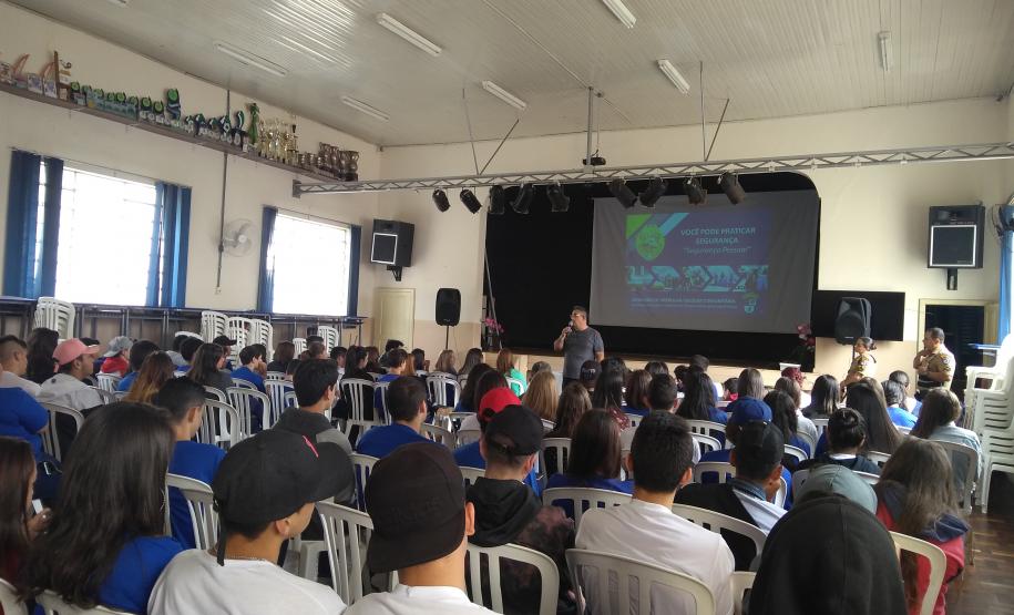 Os alunos participaram do mini curso "Você pode praticar segurança".