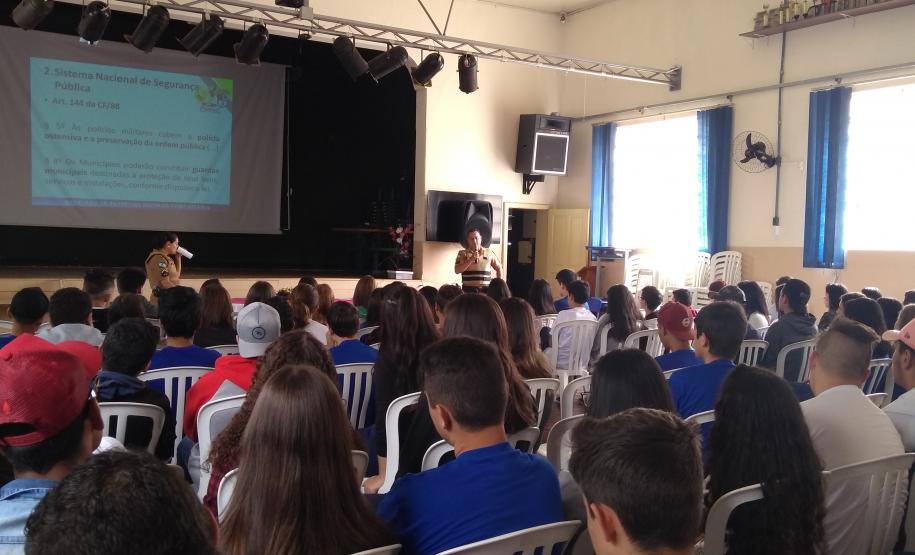 Os alunos participaram do mini curso "Você pode praticar segurança".