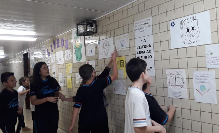 Projeto de leitura "A LEITURA LEVA AO INFINITO E ALÉM mmm.."