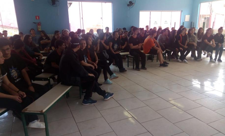 Momento de diálogo e aprendizagem