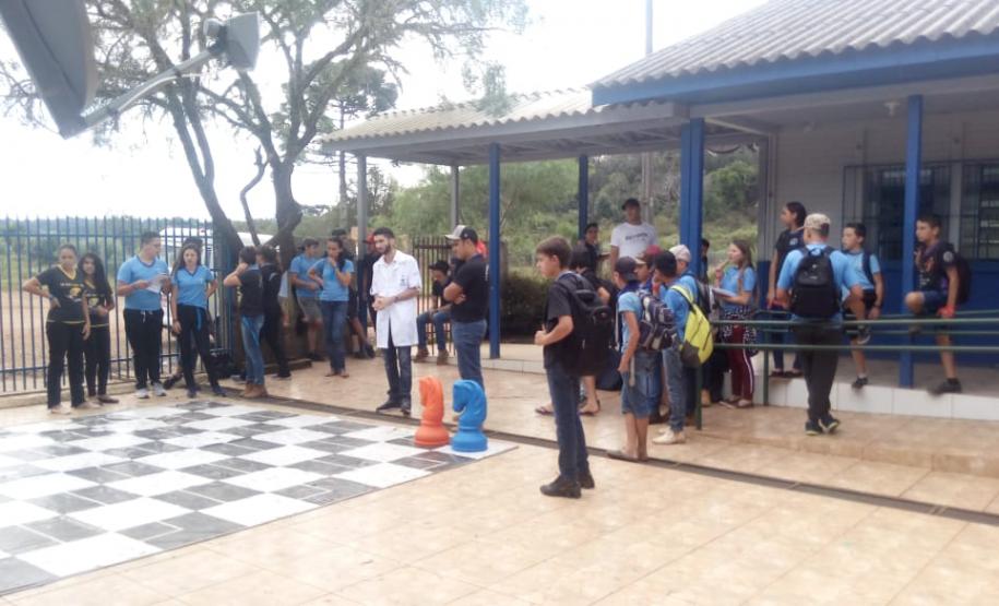 Comemoração ao “Dia Nacional da Matemática”, no Colégio Estadual do Campo Cornélio Pires Ribeiro