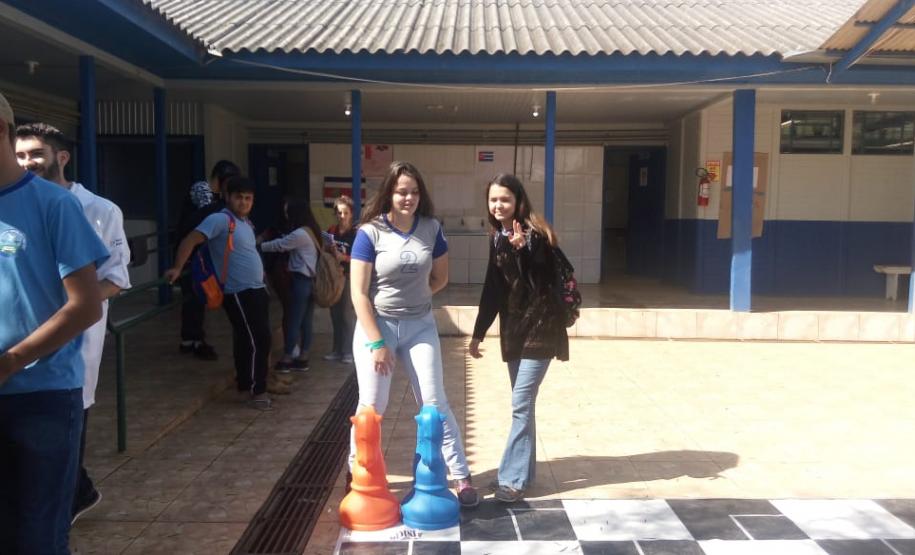 Comemoração ao “Dia Nacional da Matemática”, no Colégio Estadual do Campo Cornélio Pires Ribeiro