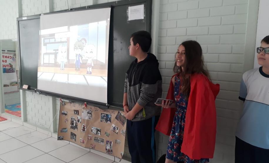 Alunos dos 7º Anos em uma “Releitura dos Contos de Fadas”.