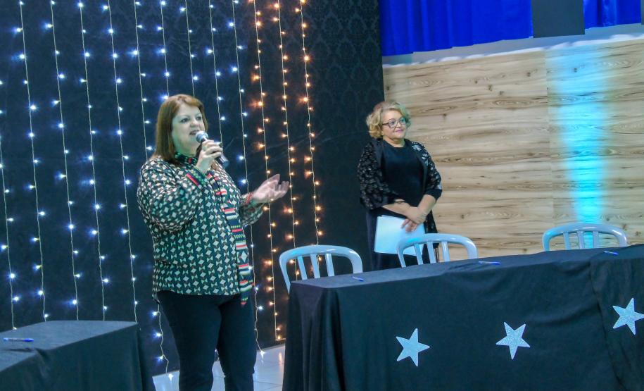 Noite de autógrafos no CEEBJA Guarapuava
