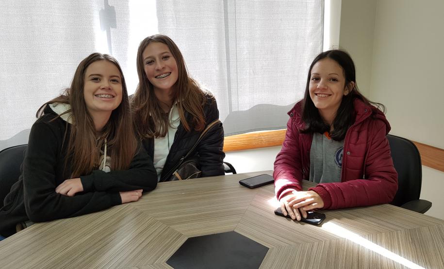 Alunos da 2 série A do Colégio Júlio Moreira em visita ao Centro Universitário Campo Real Mundo Acadêmico