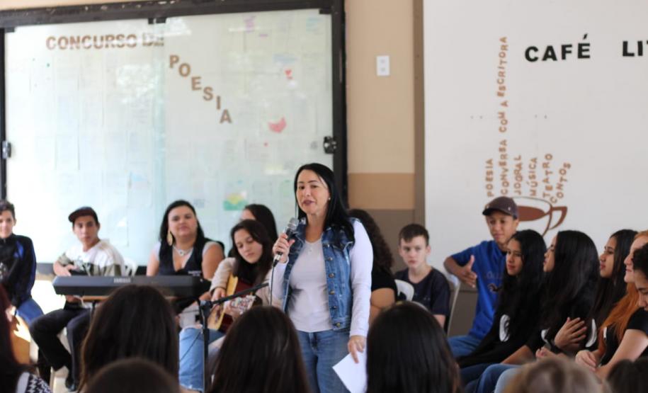 I Café Literário - Col. Est. do Campo de Paz