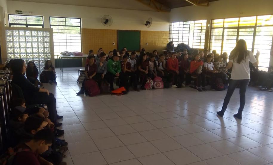 Semana Cultural no Colégio Est. Profª. Leni Marlene Jacob