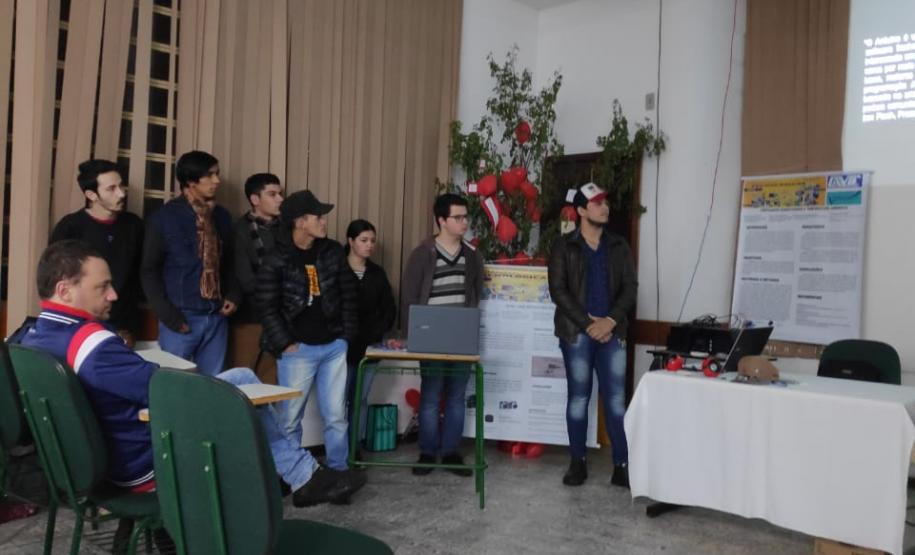 Projetos relacionados à Internet das coisas (IOT) e acessibilidade.