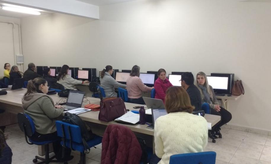 Formação Educação Especial com CRTE