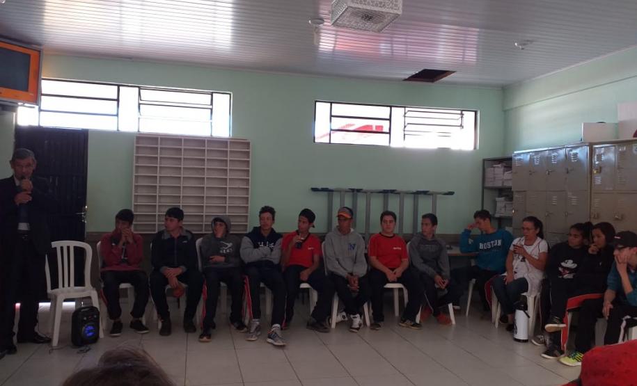 Colégio Estadual Procópio Ferreira Caldas: uma Roda de Conversa para resgatar a história e cultura do município