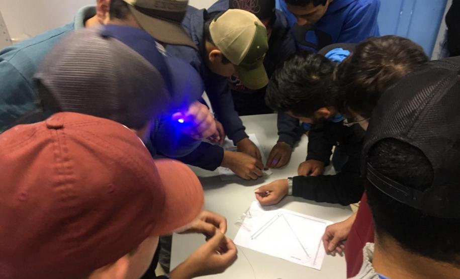 Oficinas de Aprendizagem Criativa no Colégio Estadual do Campo Cornélio Pires Ribeiro.