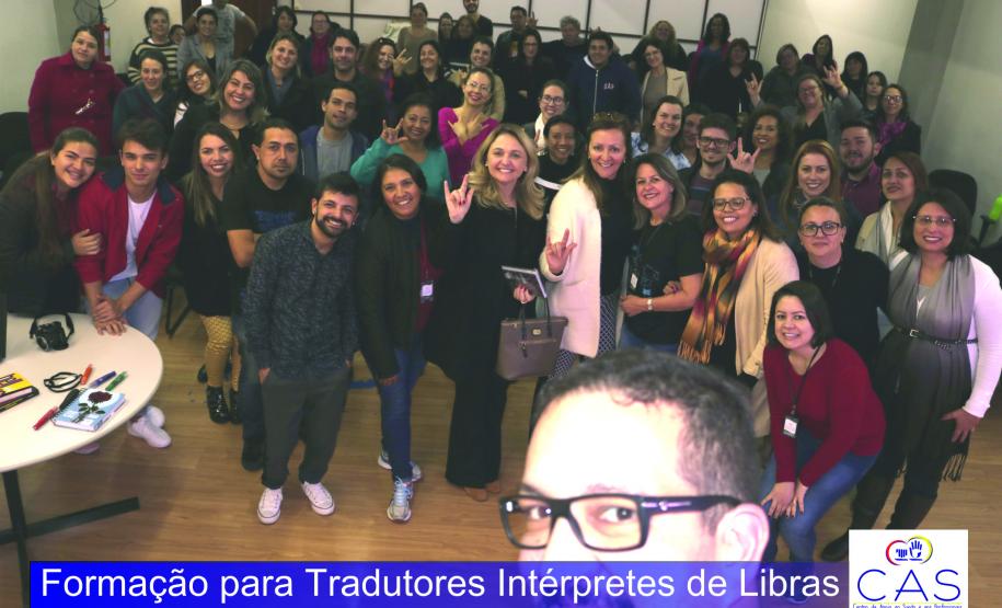CAS Regional Oeste no 2ª Etapa da Formação para Tradutores Intérpretes de Libras/Português - TILS