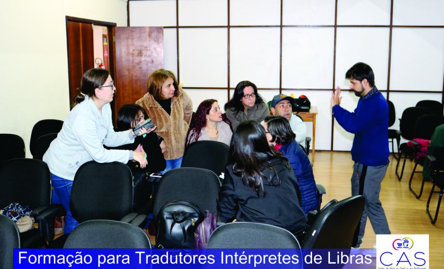 CAS Regional Oeste no 2ª Etapa da Formação para Tradutores Intérpretes de Libras/Português - TILS