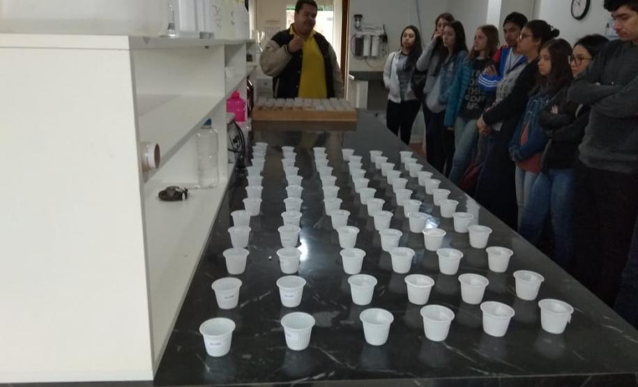 Alunos do curso Técnico em Química em visita a Solum Brasilis.