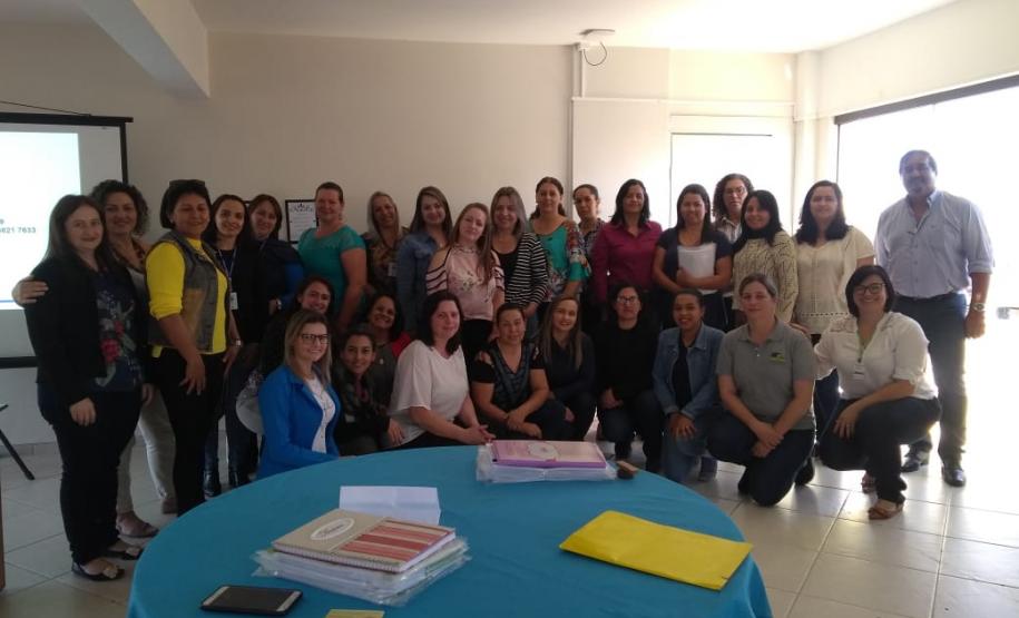 Reunião do Núcleo de Cooperação Pedagógica trata de adequações dos Conselhos Escolares e do Projeto Político Pedagógico à luz do Referencial Curricular do Paraná.