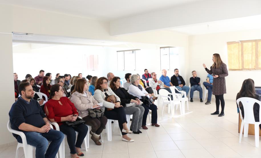Chefia do NRE Guarapuava realiza reunião técnica com Diretores das Instituições de Ensino Estaduais
