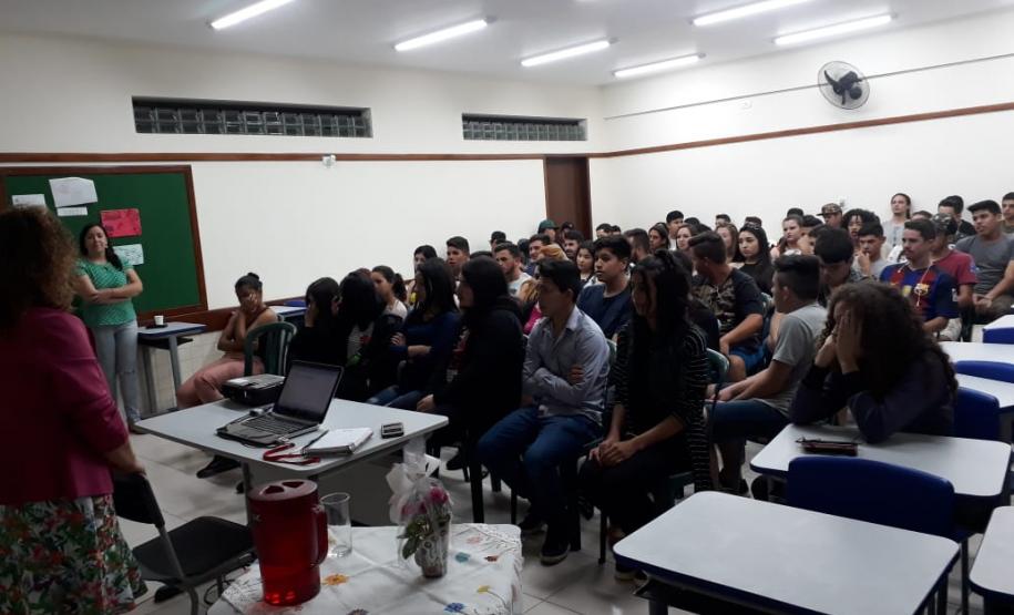 Palestra sobre Feminicídio