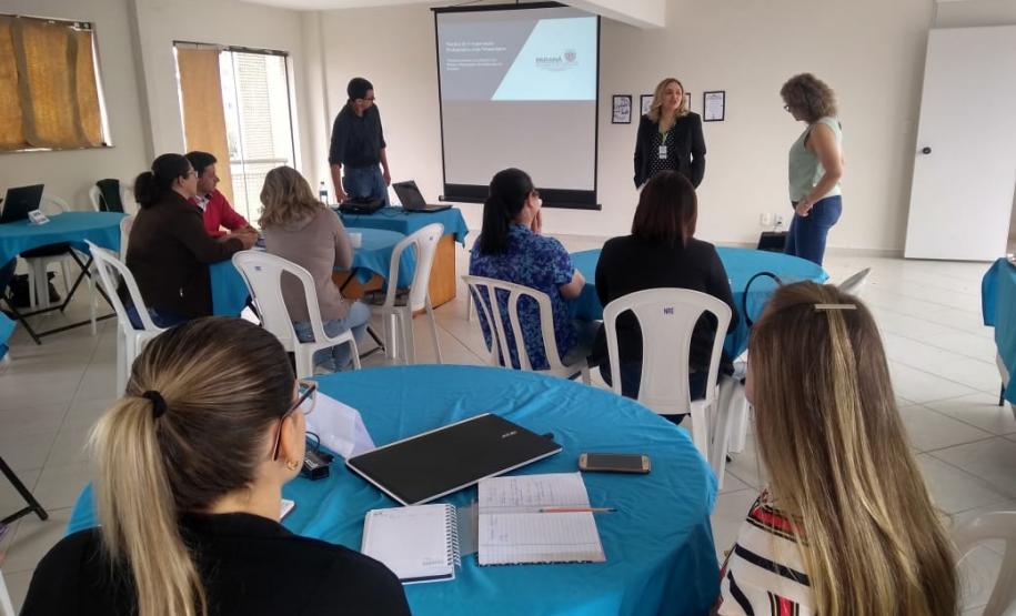 Muito aprendizado e troca de experiências na formação sobre os Planos Municipais de Educação.