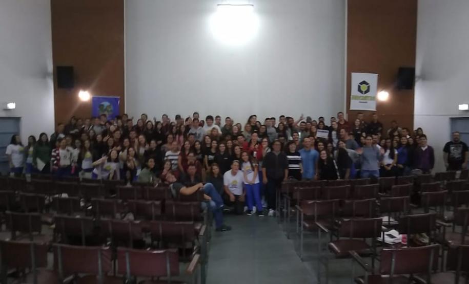 Alunos da Rede Estadual participam do projeto “Nós Propomos”