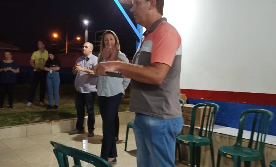 Alunos dos CEEBJAS Candói e Pinhão recebem Kits Escolares.