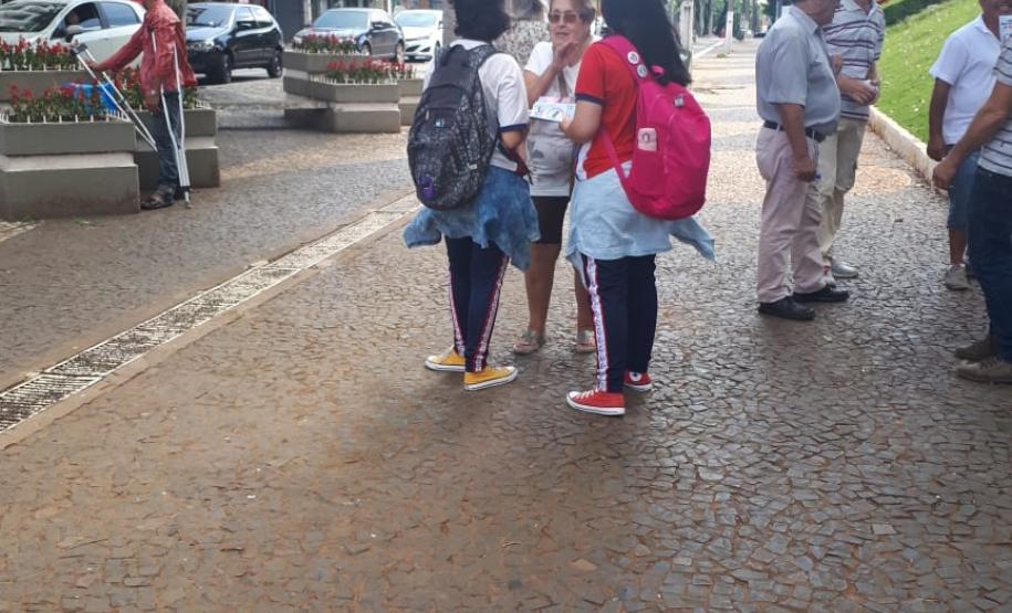 Alunos do Colégio Manoel Ribas se mobilizam em combate ao mosquito Aedes Aegypti.